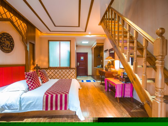 主题阁楼家庭套房