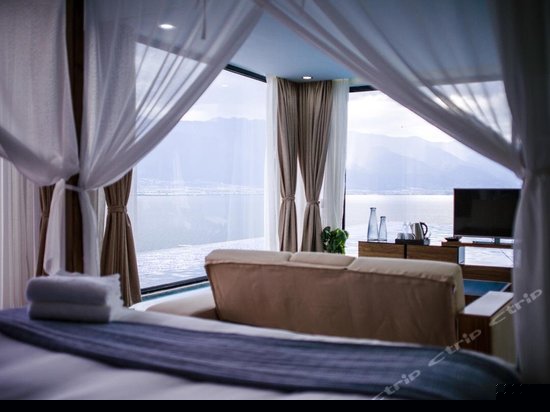 悦澜-无边泳池套房