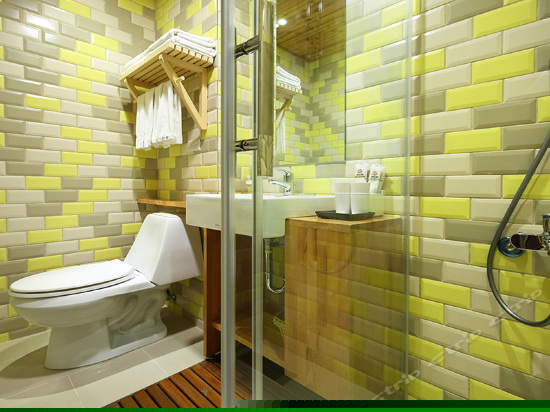 亲子阁楼四人房