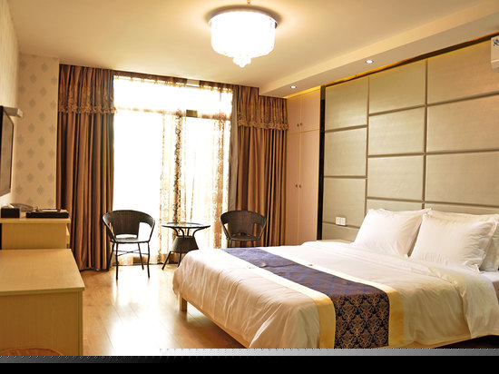 高级景观家庭大床房