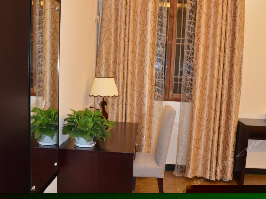 豪华山景双床房