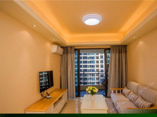 水蓝天高级园景三房三床套房