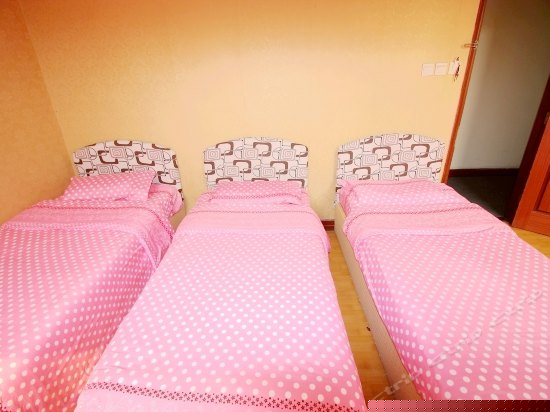 三人房
