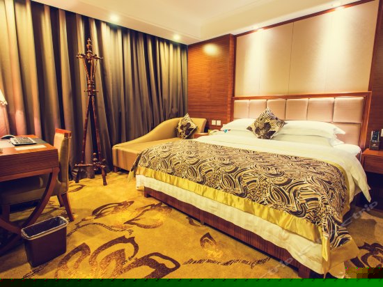 豪华大床房