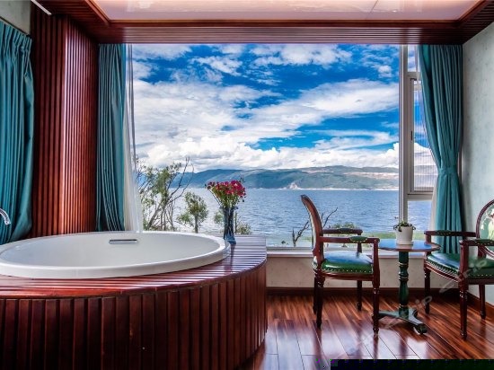 玫瑰绽放双海景豪华房