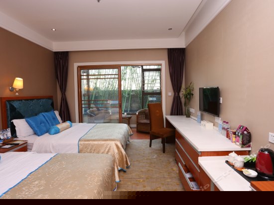 花园阳光双床间