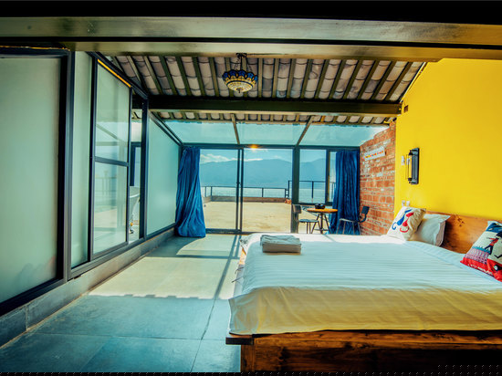 浴缸星空阁楼海景房