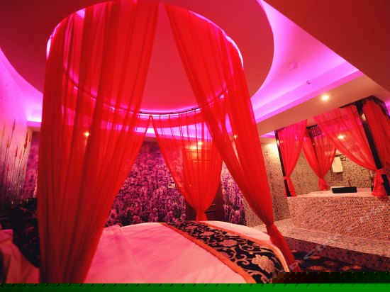 浪漫温情浴缸房