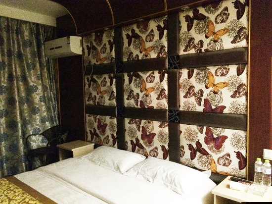 简约主题大床房