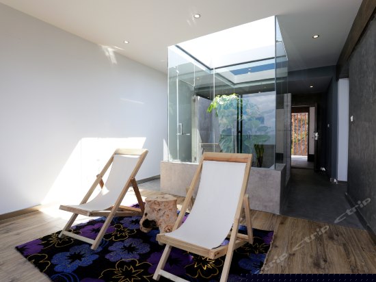 双鸳-亲水海景家庭套房带浴缸