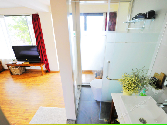 寄澜海景阳台大床房