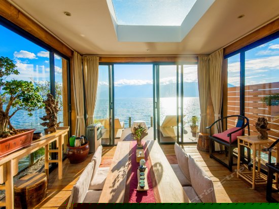 无敌海景大套房