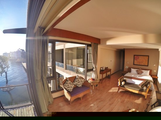 270度豪华海景套房