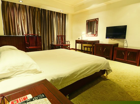 商务大床房