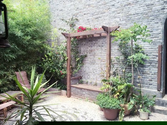 阳光竹园独院套房