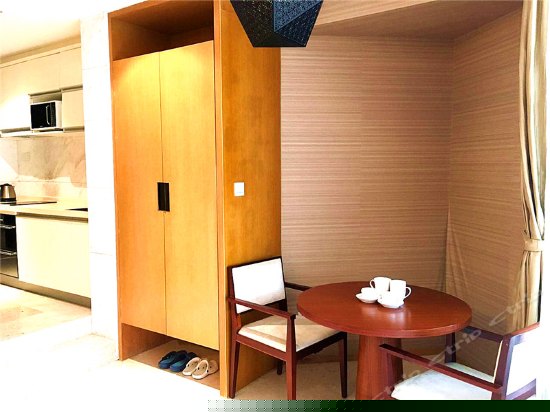 豪华海景套房（大床）