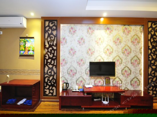 豪华观景蜜月大床房