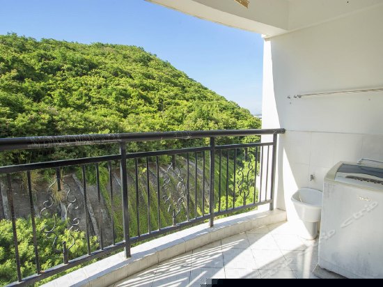 海景四房一厅一厨套房