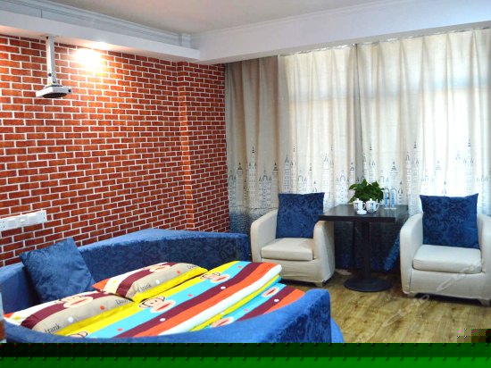 豪华电影主题房