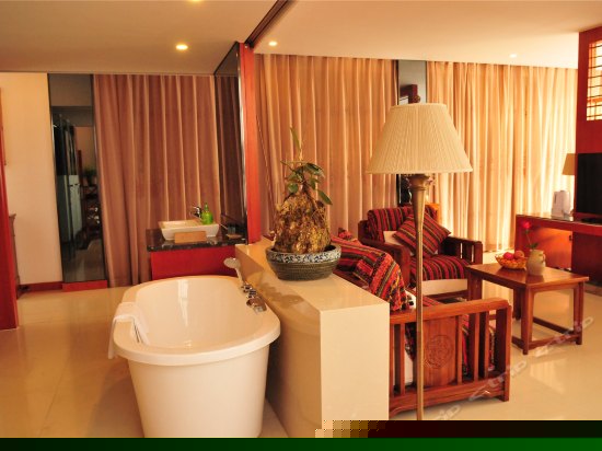 雅典娜钻石海景套房