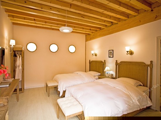 民间歌谣双床房