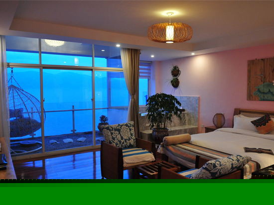 独立露台海景大床房