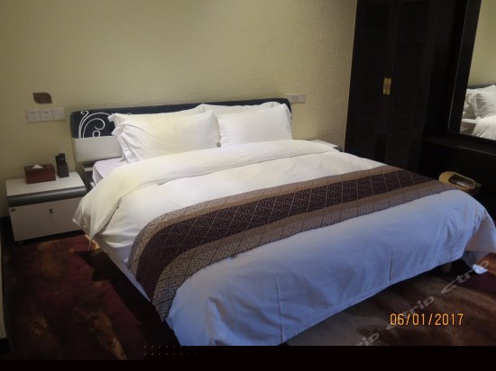 实木温泉大床房