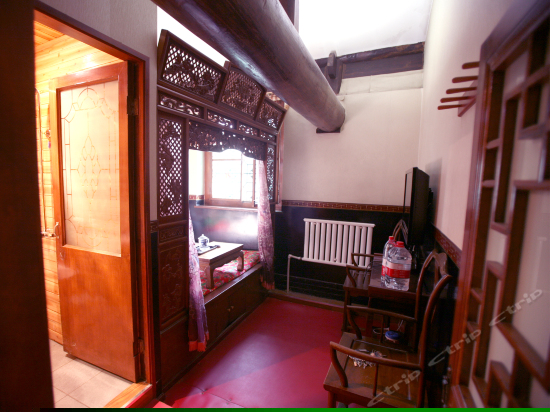 明朝遗风豪华阁楼大炕