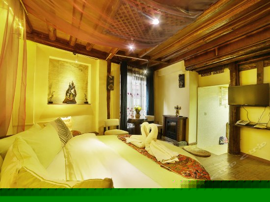 蜜月圆床房（金轮）