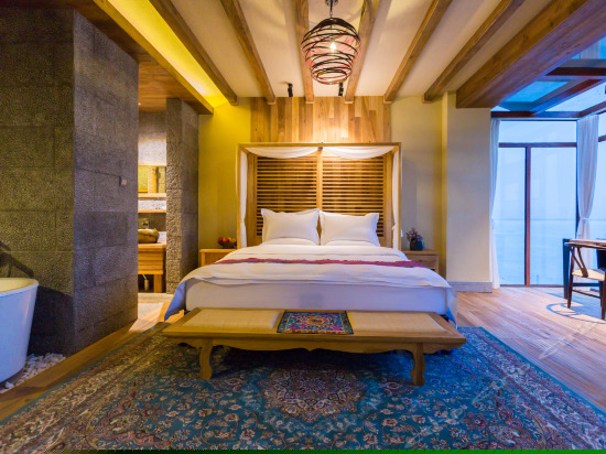 禅修阁全海景复式套房