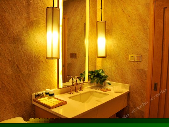 豪华亲子大炕房