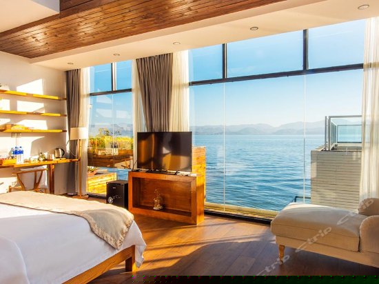 180度豪华海景星空套房