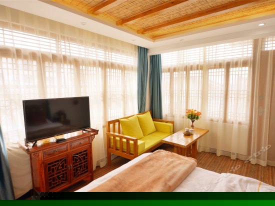 古典阳光大床房