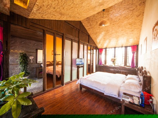 阳光观景大床房