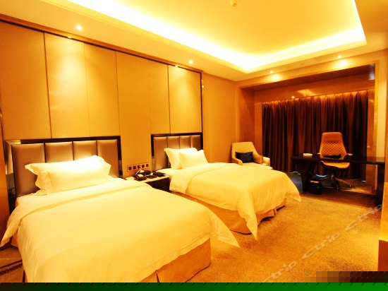 甜果高级双床间