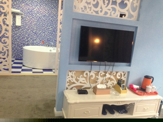 带浴缸蔚蓝时光