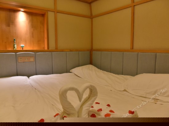 窑洞汤屋(无窗)