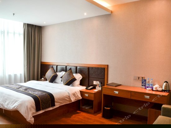 商务大床房