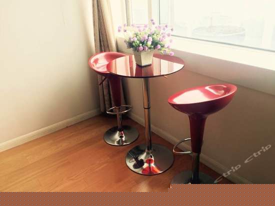 豪华江景精致房