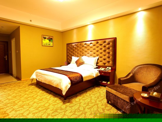 高级大床房