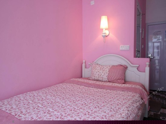 阳台迷你大床房