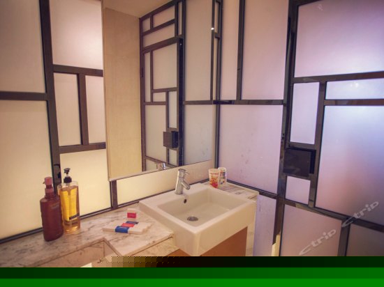 维尼熊精品大床房