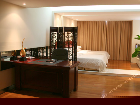 商务电脑双床房