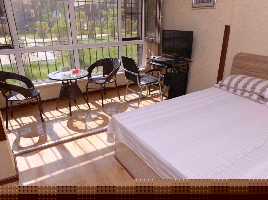 温馨大床房(无窗)