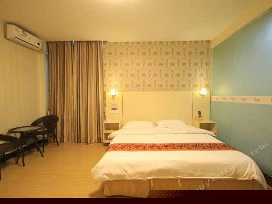 雅致休闲大床房