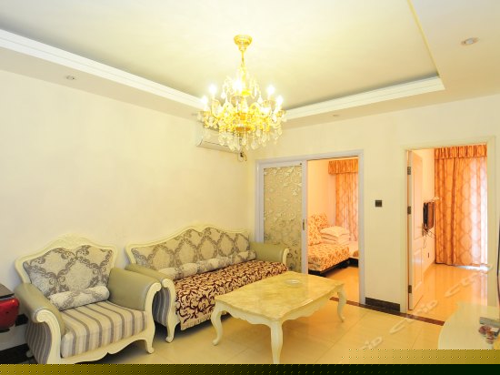 豪华园景两室一厅