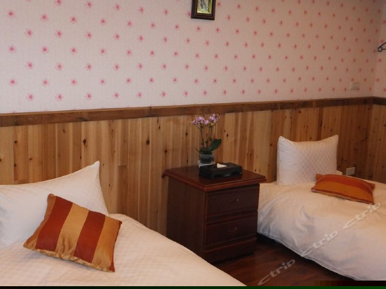 海天碉堡四人房