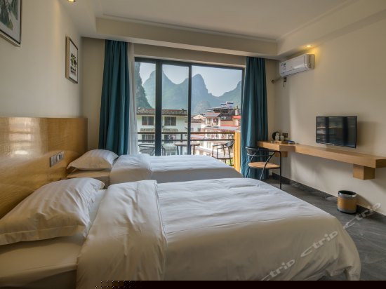 景观阳台双床房