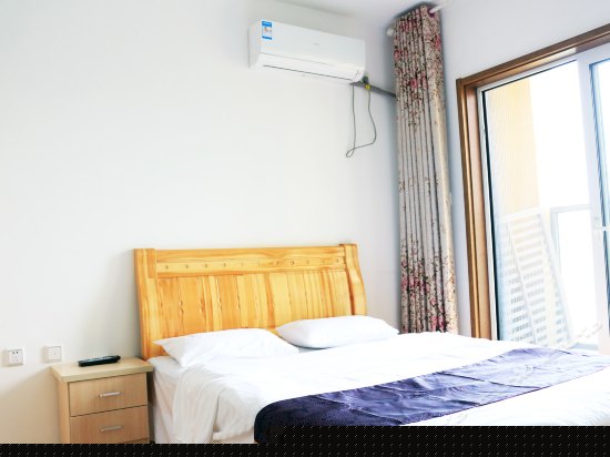 豪华单卧情侣大床套房