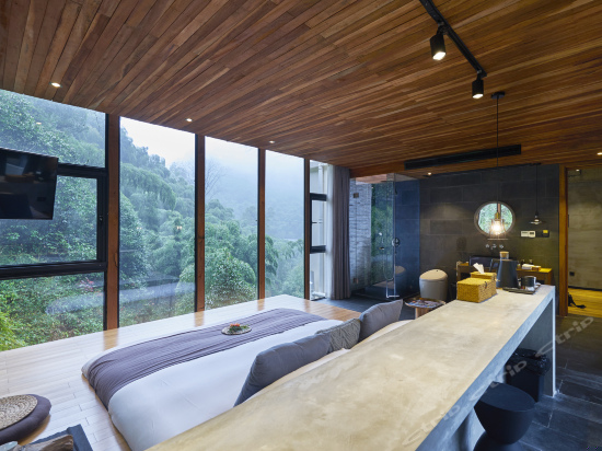 山院一天青地台榻榻米